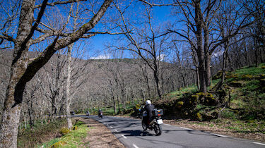 De ruta por Extremadura en coche o moto descubre sus carreteras paisajsticas