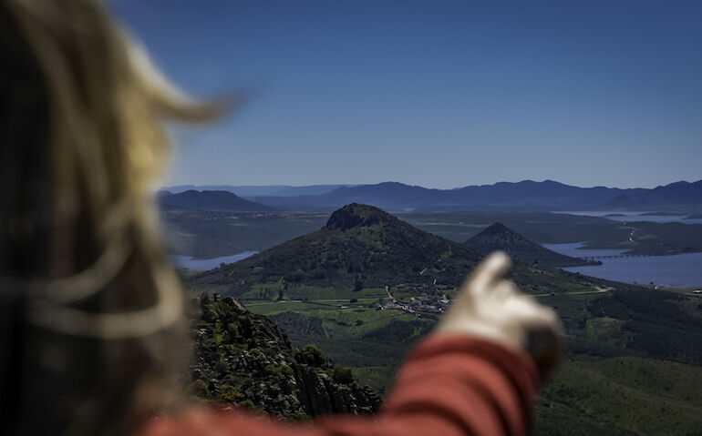Extremadura por Senderos y Vas Verdes la esencia de lo autntico