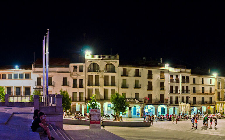 Paseo nocturno por el casco antiguo de Cceres