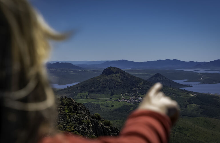 Extremadura por Senderos y Vas Verdes la esencia de lo autntico
