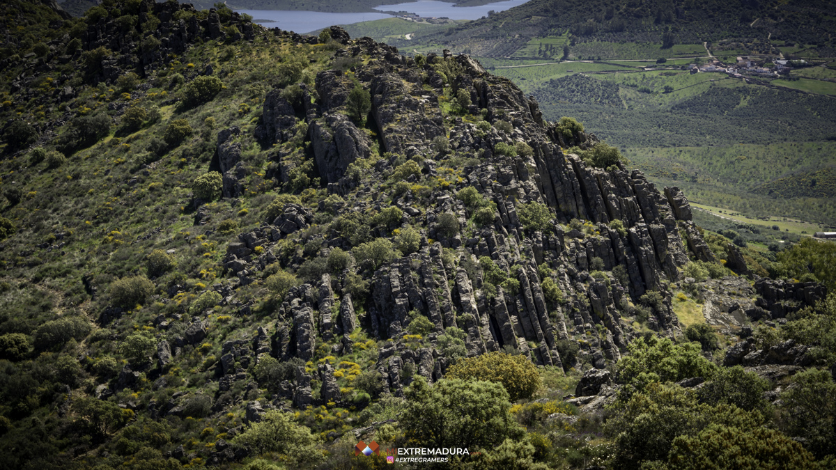 tan alto como la luna