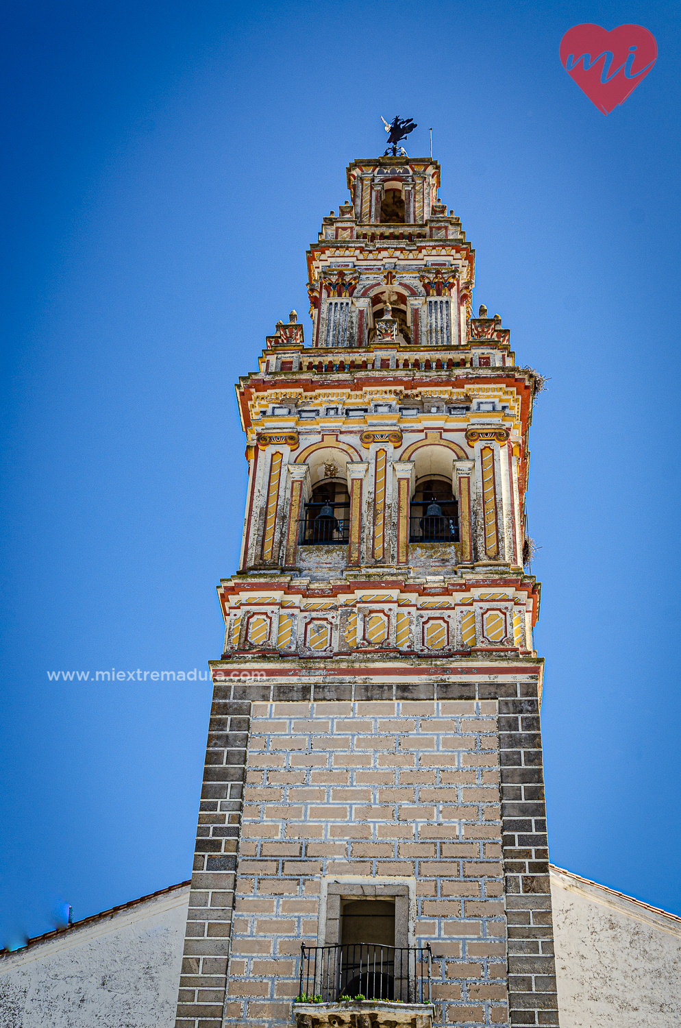 Burguillos-del-cerro, patrimonio natural e histórico