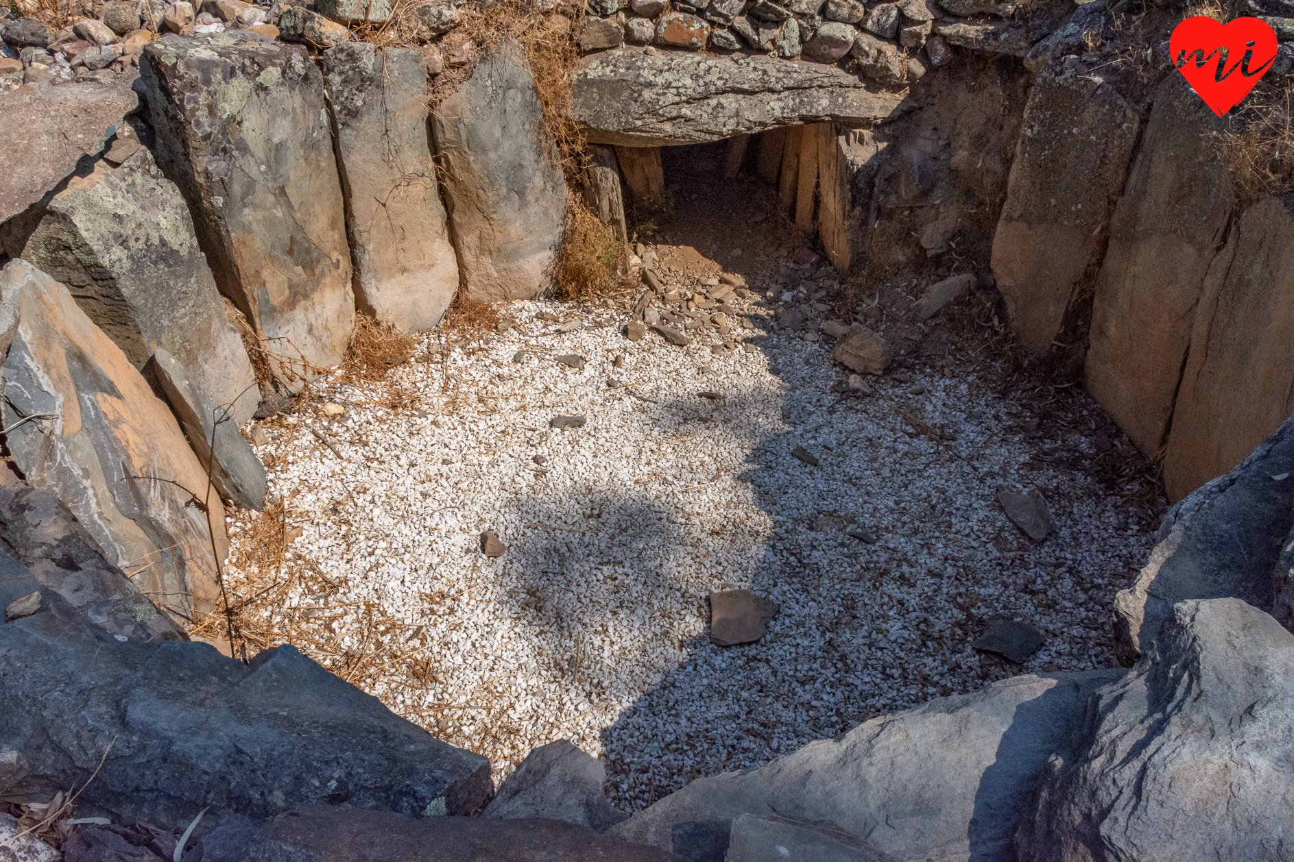 dolmen-tholos-de-valdecaballeros