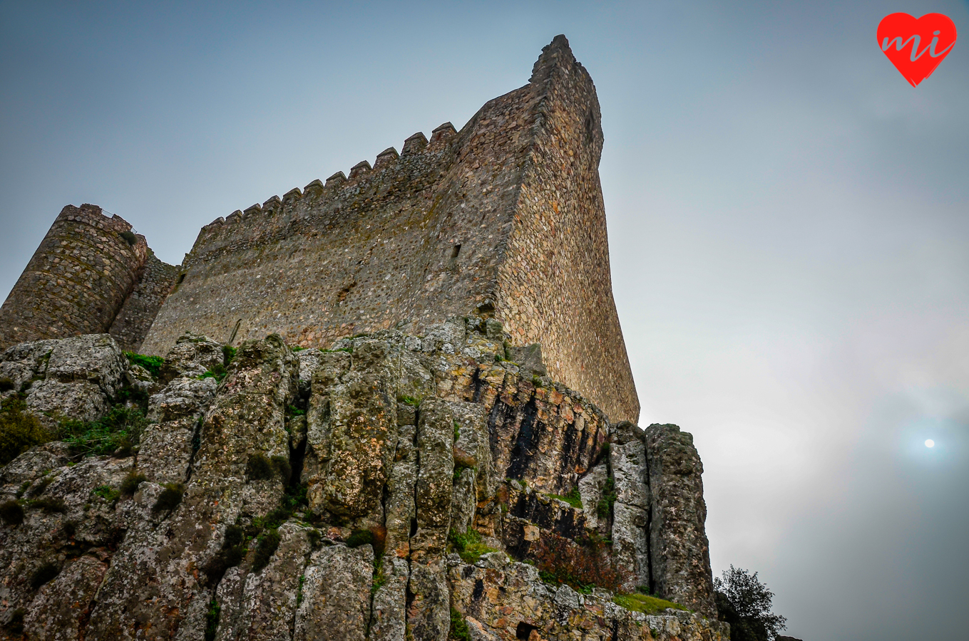 Castillo-Puebla-Alcocer-Cerro-Masatrigo