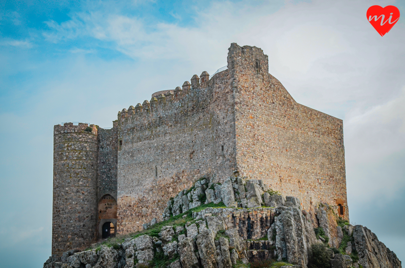 Castillo-Puebla-Alcocer-Cerro-Masatrigo