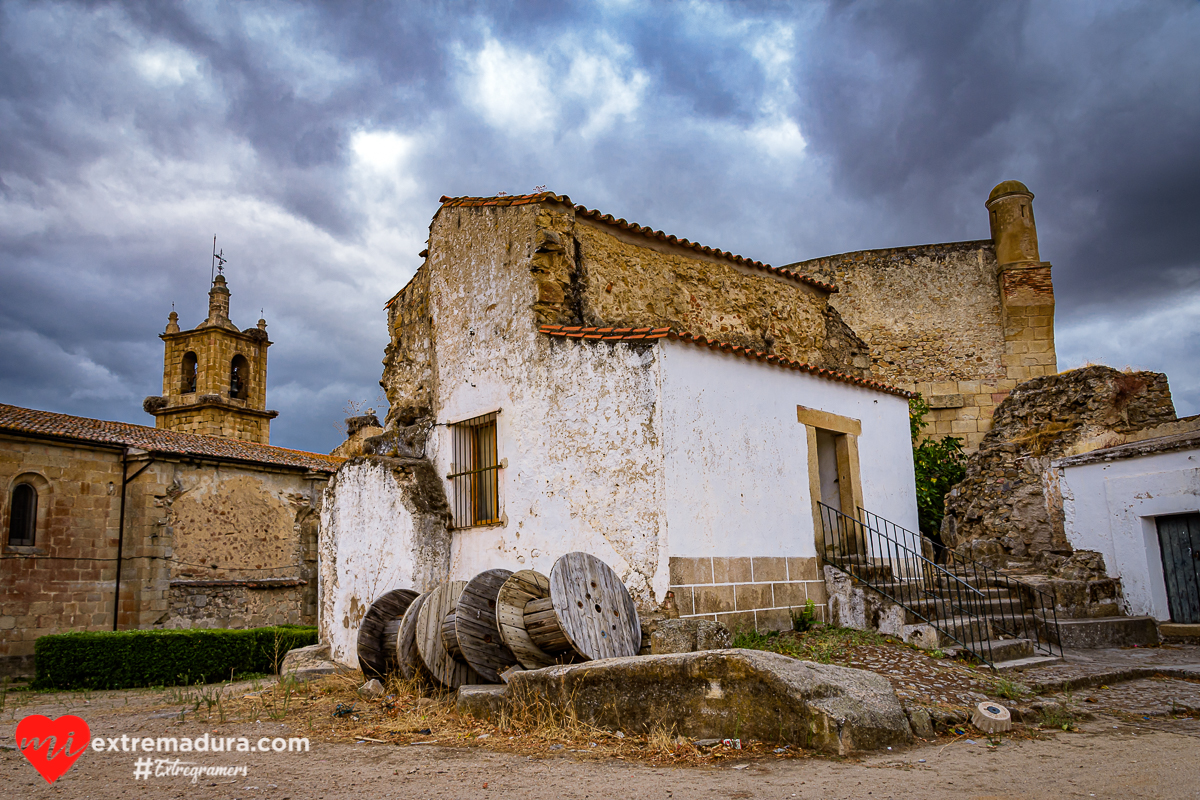 Valencia de Alcántara, un paseo con las nubes