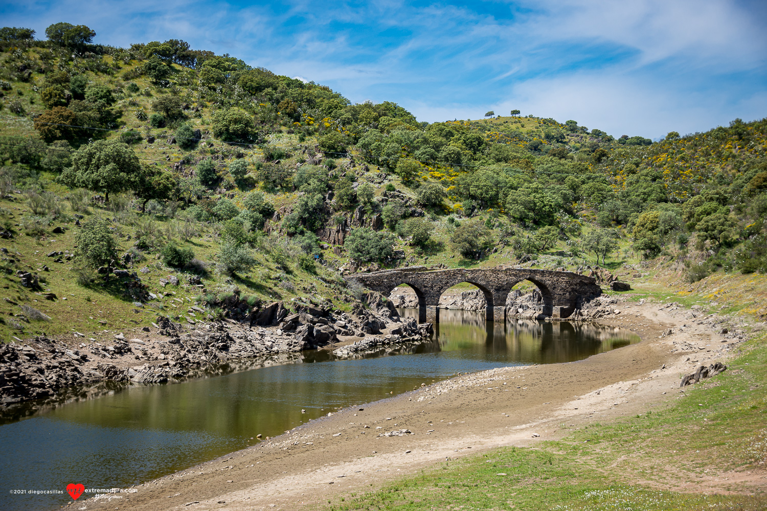 puente viejo fresnedosa