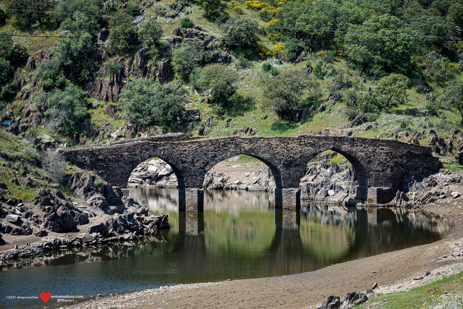 puente viejo fresnedosa