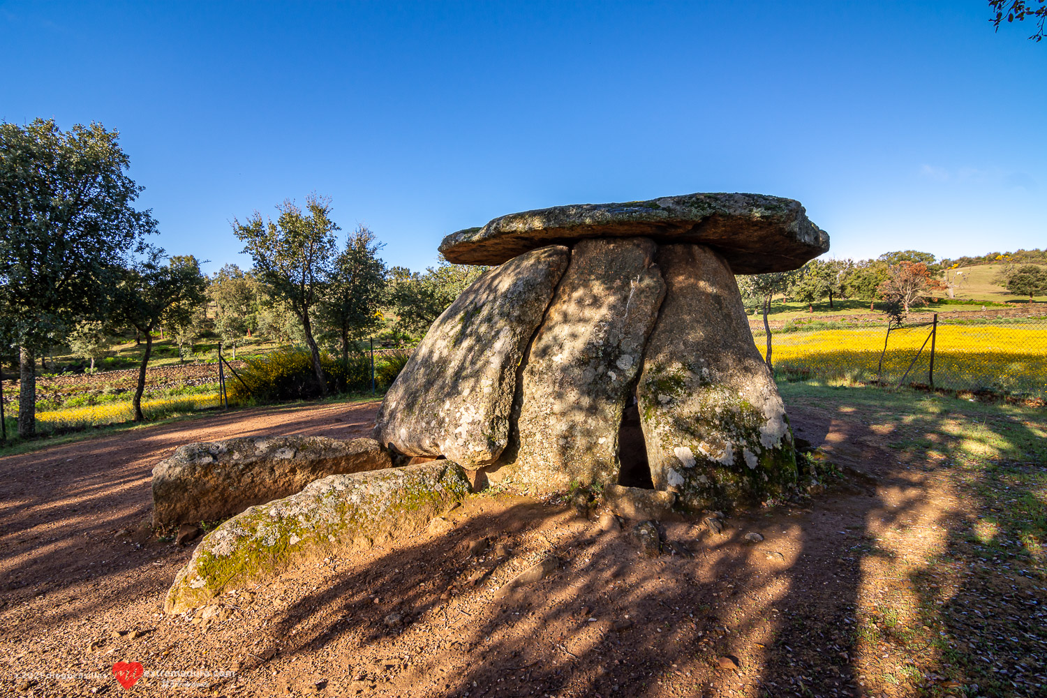 dolmenes valencia de alcantara