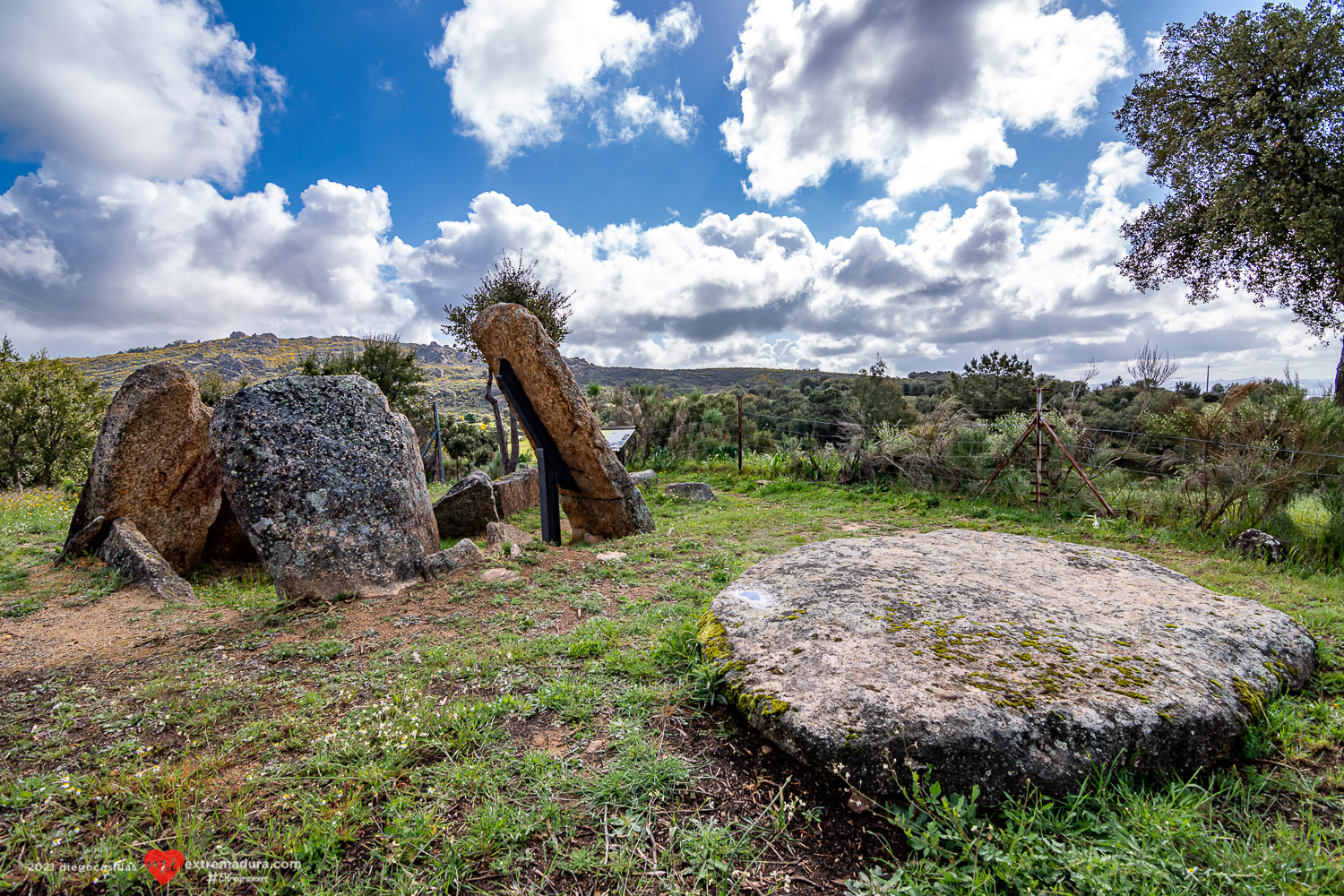 dolmenes valencia de alcantara