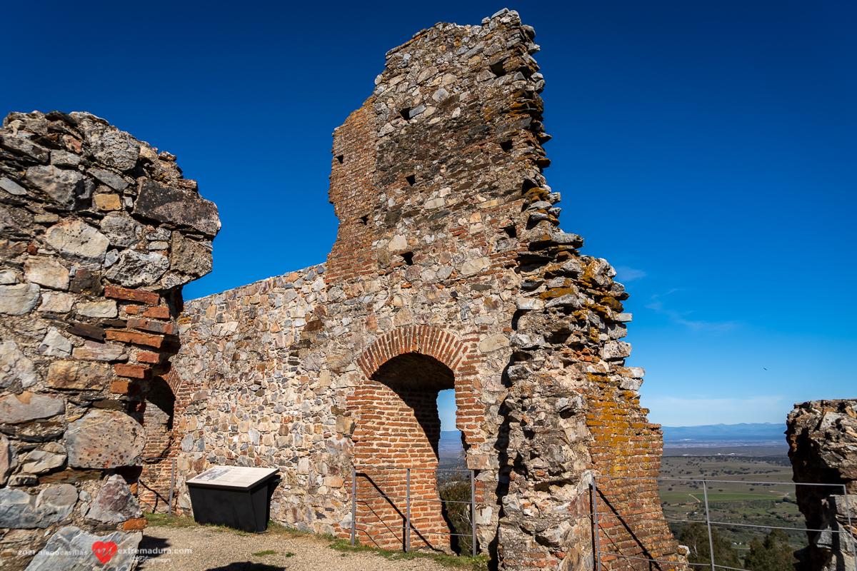 castillo-de-mirabel