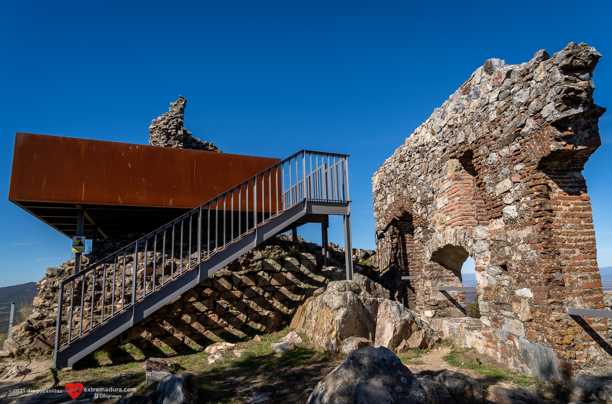 castillo-de-mirabel