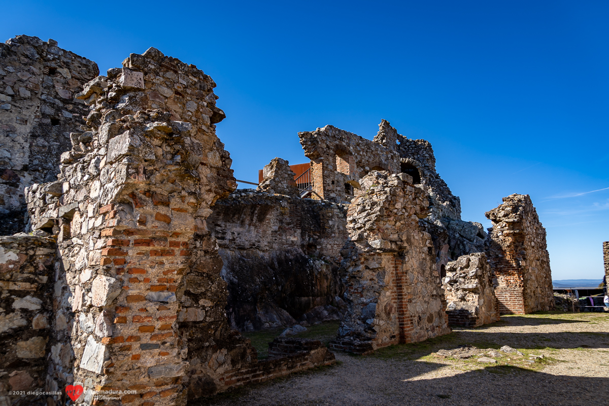 castillo-de-mirabel