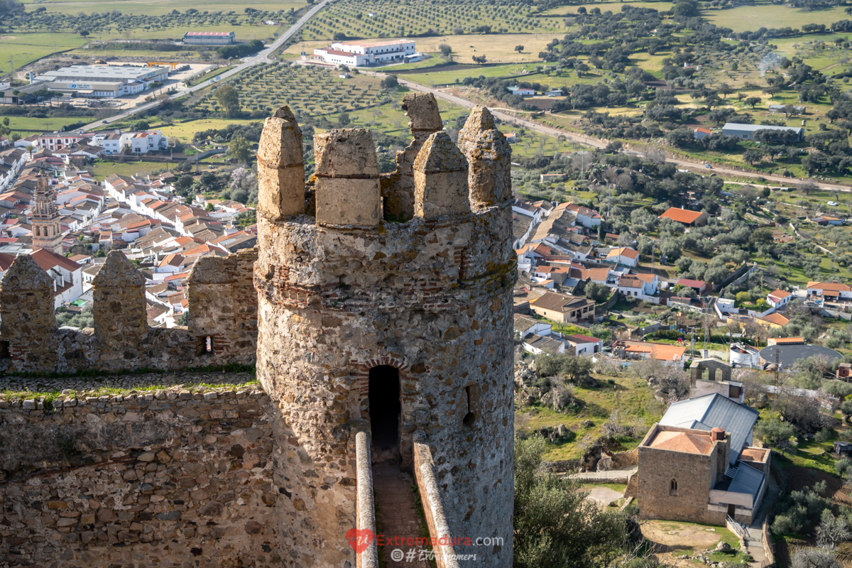 castillo de Burguillos del Cerro