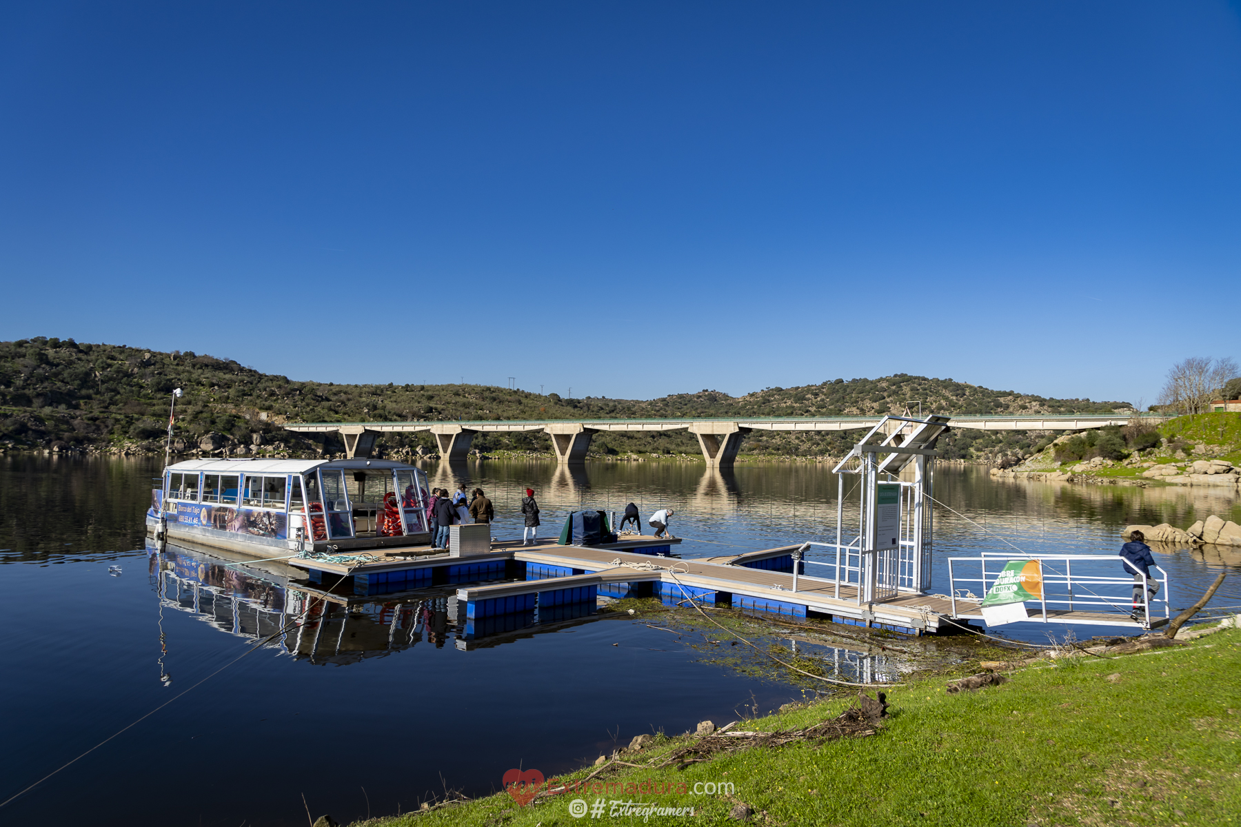 ven a jugar al barco del tajo